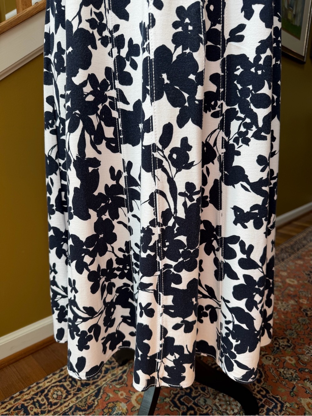 LOFT Navy & White Ponte Seamed Flared Midi Dress (Sz 14) - Picture 11 of 13